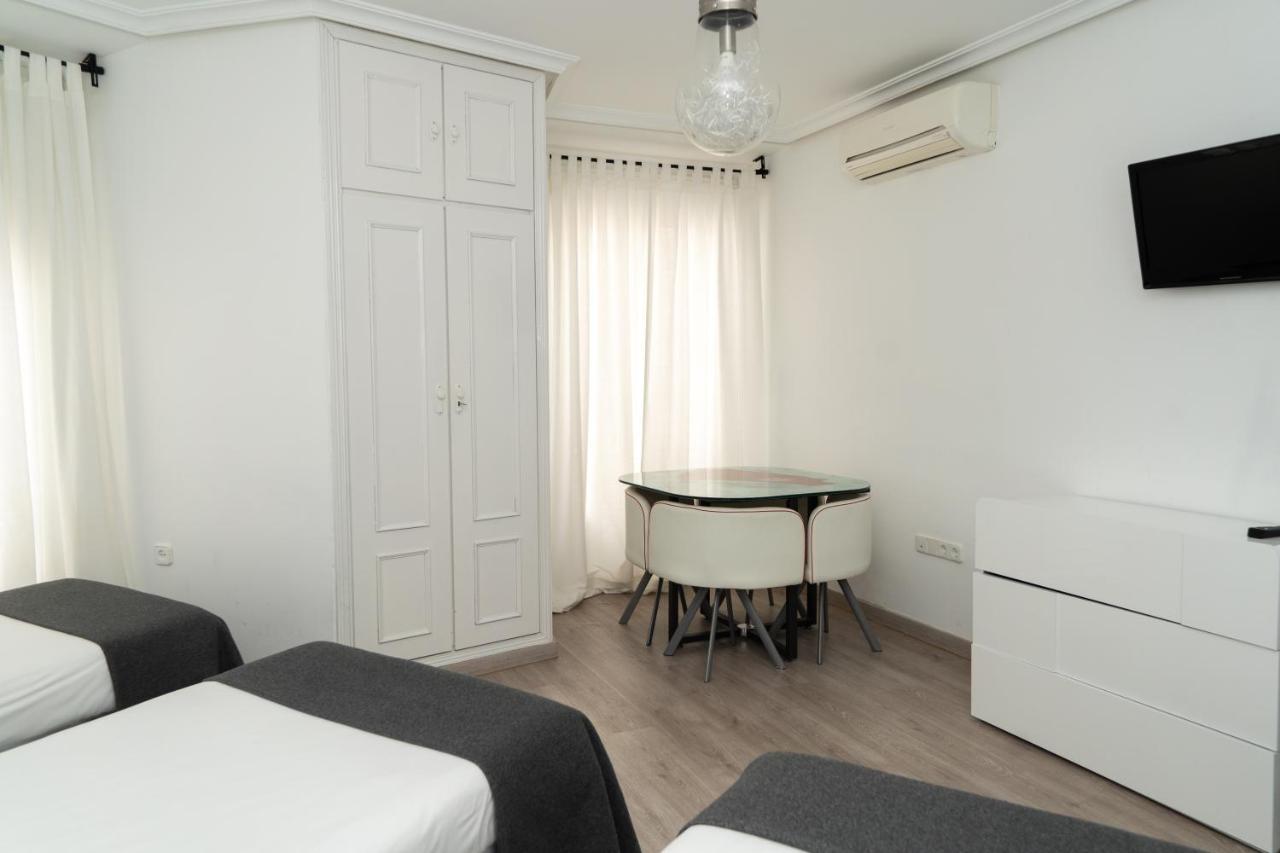 Hostal Gala Μαδρίτη Εξωτερικό φωτογραφία