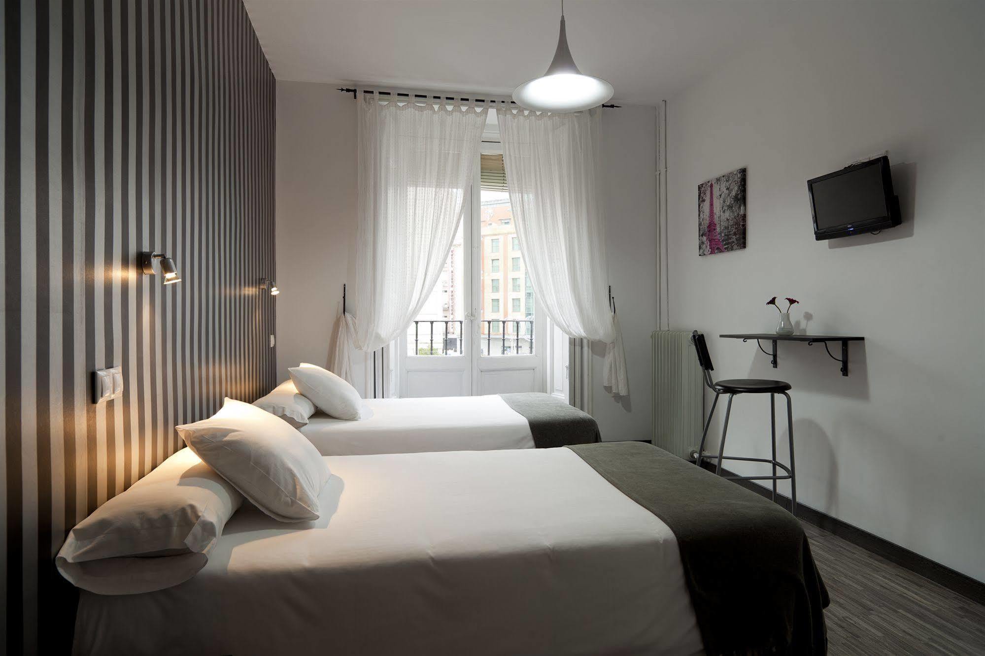 Hostal Gala Μαδρίτη Εξωτερικό φωτογραφία