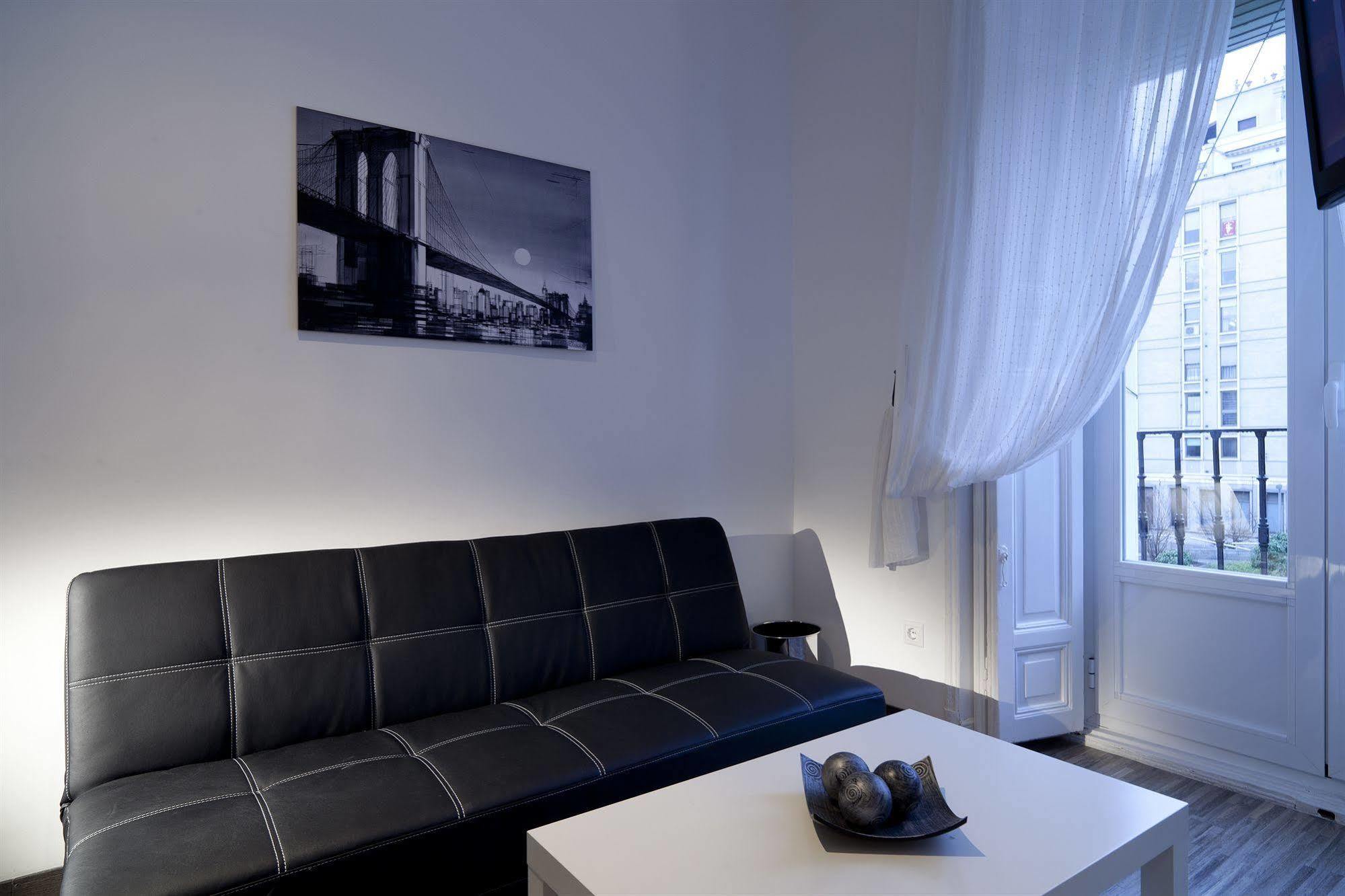 Hostal Gala Μαδρίτη Εξωτερικό φωτογραφία
