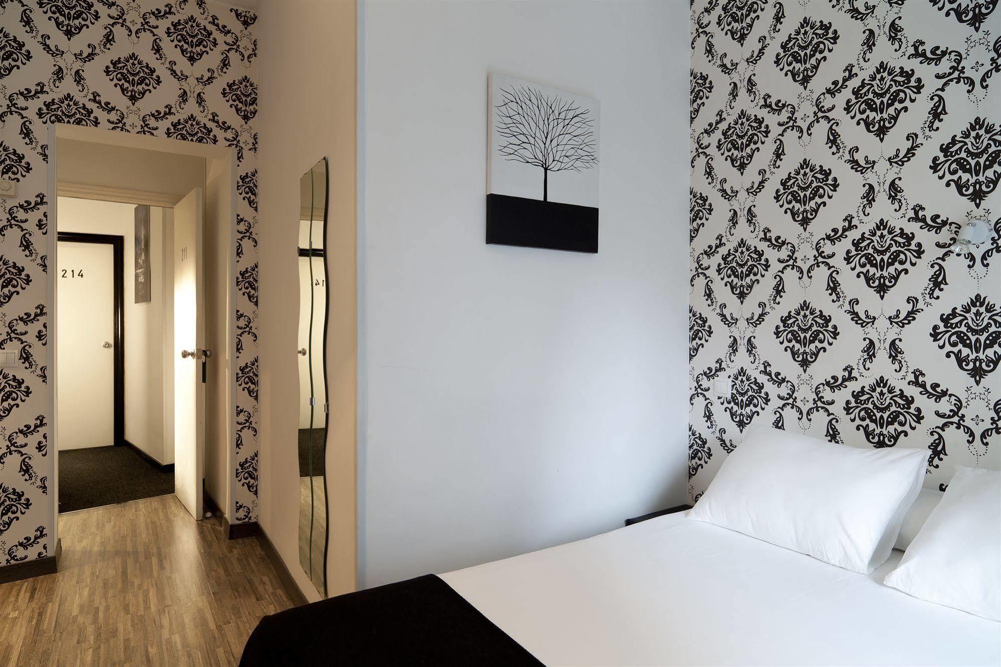 Hostal Gala Μαδρίτη Εξωτερικό φωτογραφία